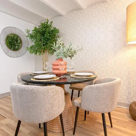 Apartment Genteel Gran Poder *