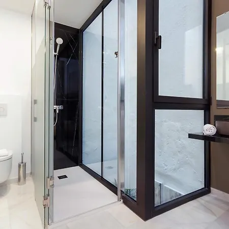 Genteel Gran Poder Apartment