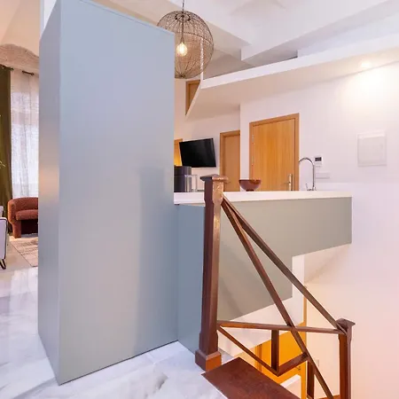 Genteel Gran Poder Apartment *